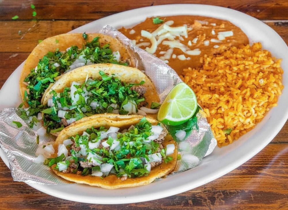 LUNCH-TACO PLATE MAIZ