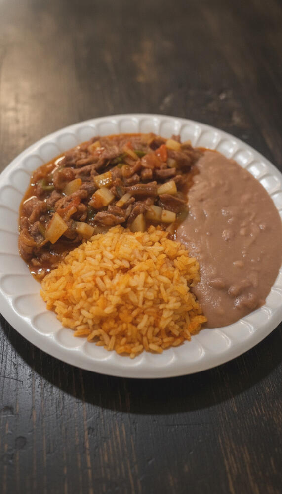 LUNCH-GUISO DE RES.