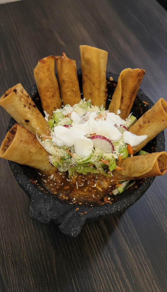 FLAUTA APPETIZER.